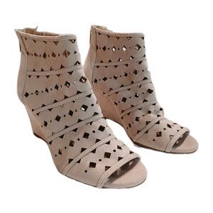 Michael Kors Beige Suede Uma Cutout Wedge Open Toe Booties Women's Size 7.5